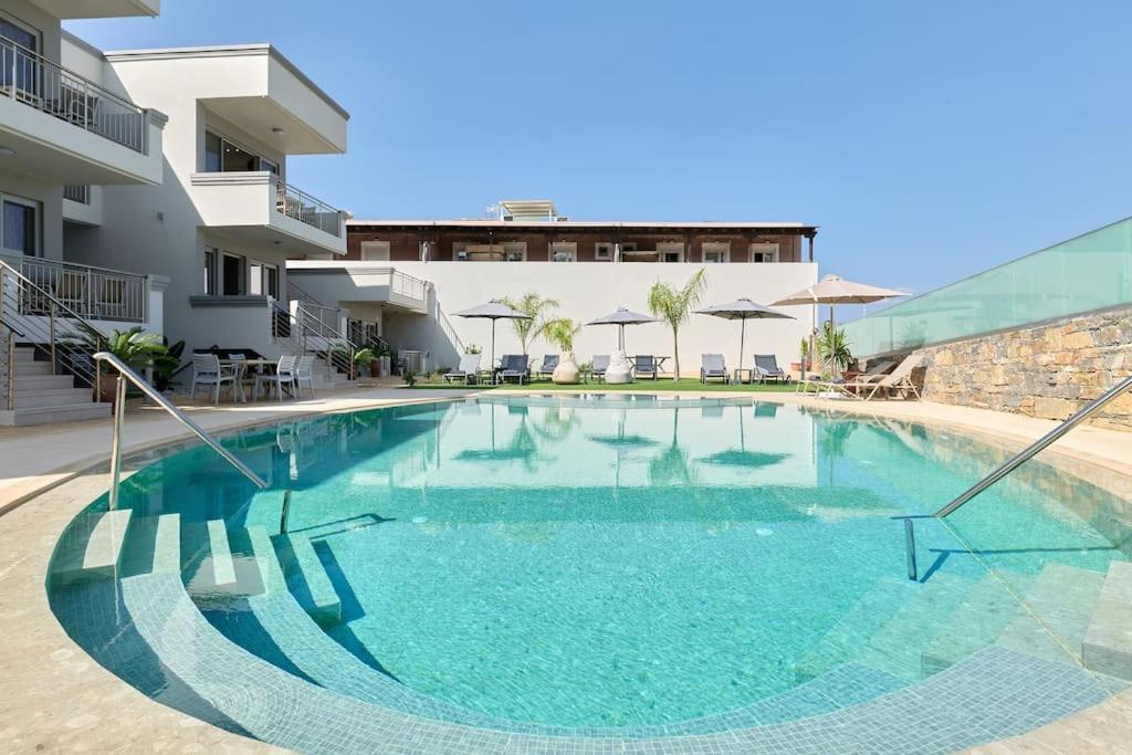 Superior Family Apartment W/Pool Dining Area Stavromenos Exterior foto